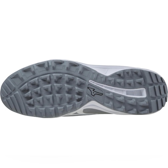 Mizuno Men's Ambition 2 All Surface Sneaker Baseball Shoes. Worn twice - Picture 4 of 11